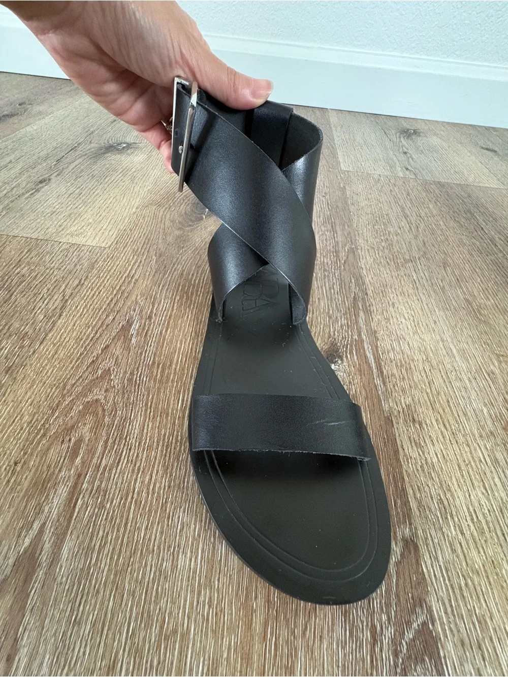Zara EUC Black Leather Ankle-Strap Flat Sandals Sz: US 7| Minimalist, Chic - Picture 11 of 16